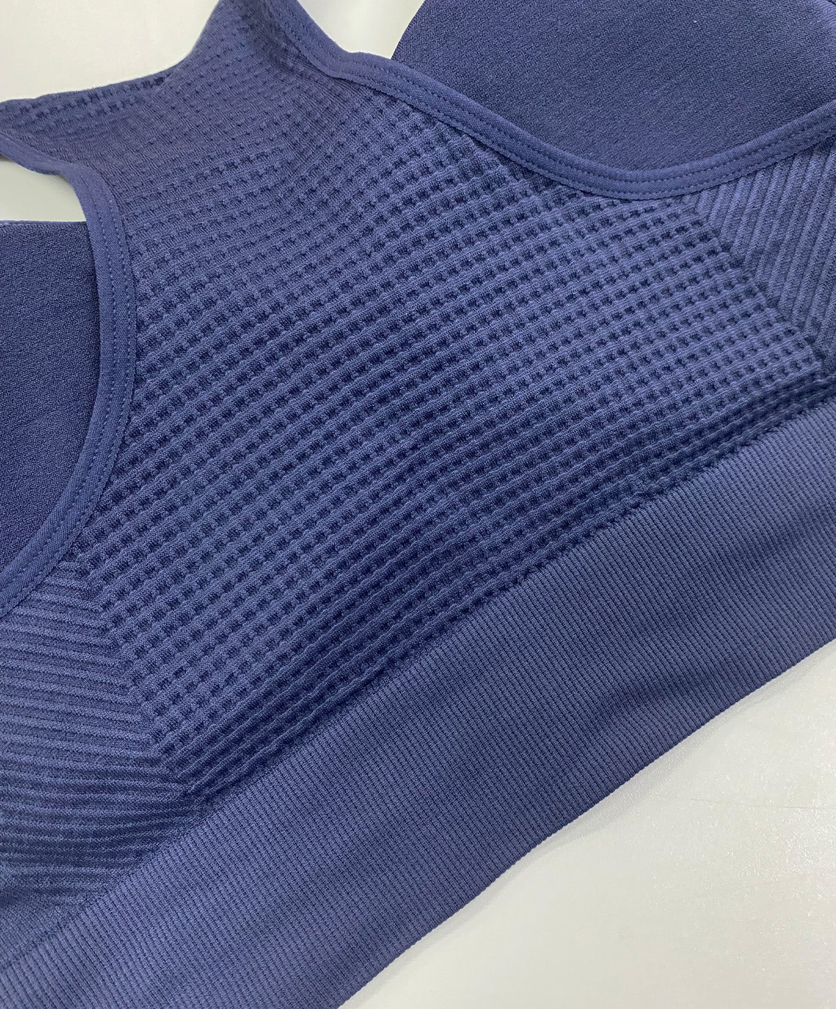 Energized Fiery Serpent Seamless Racer-Back Sports Bra