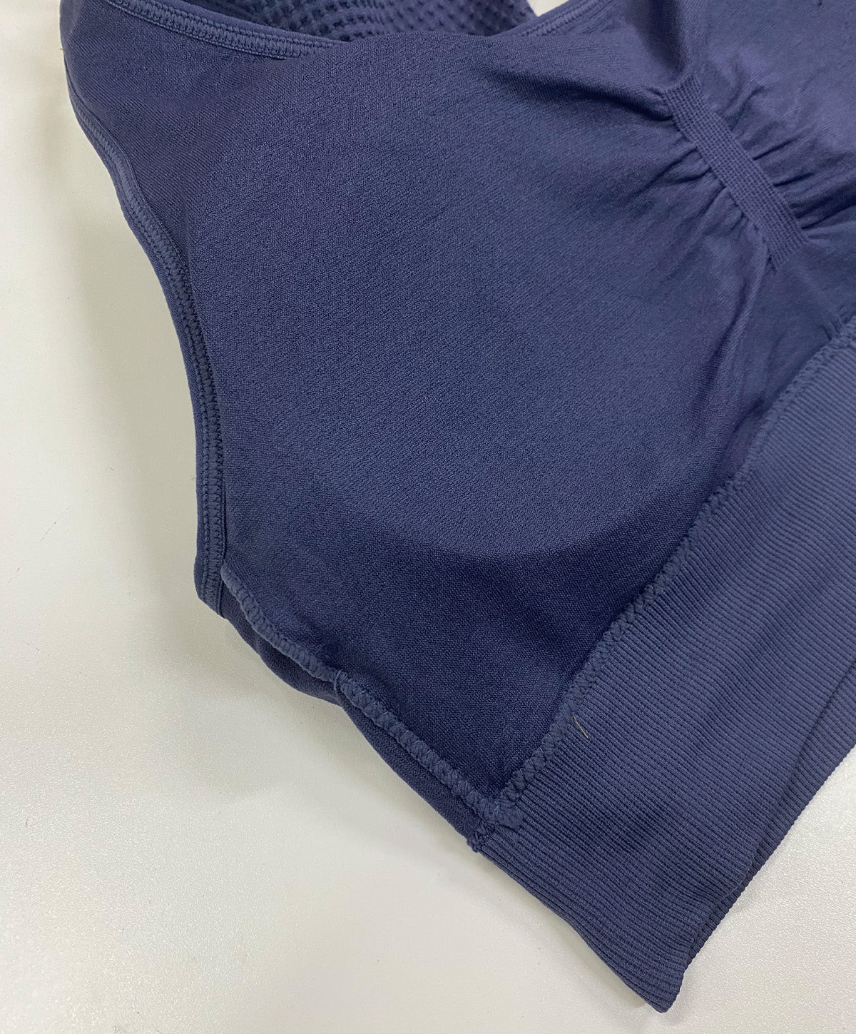 Energized Fiery Serpent Seamless Racer-Back Sports Bra