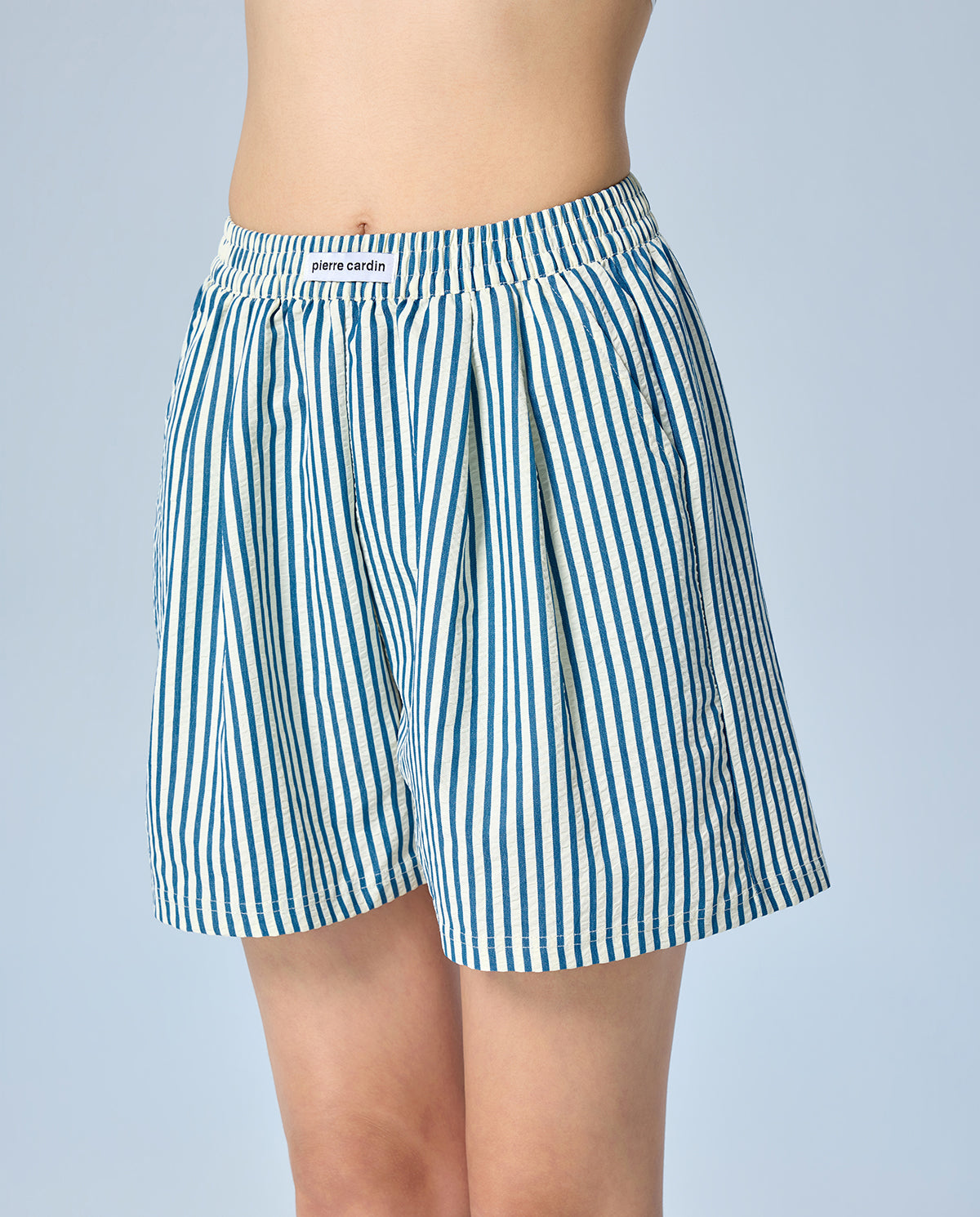 medium blue