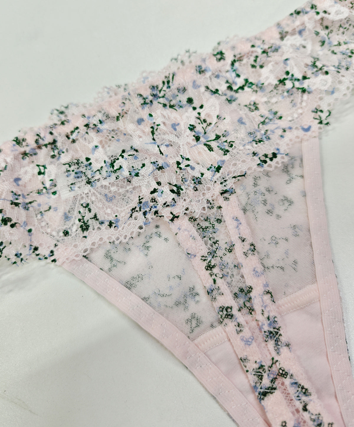 Sexy Floral Lace Thong Panty