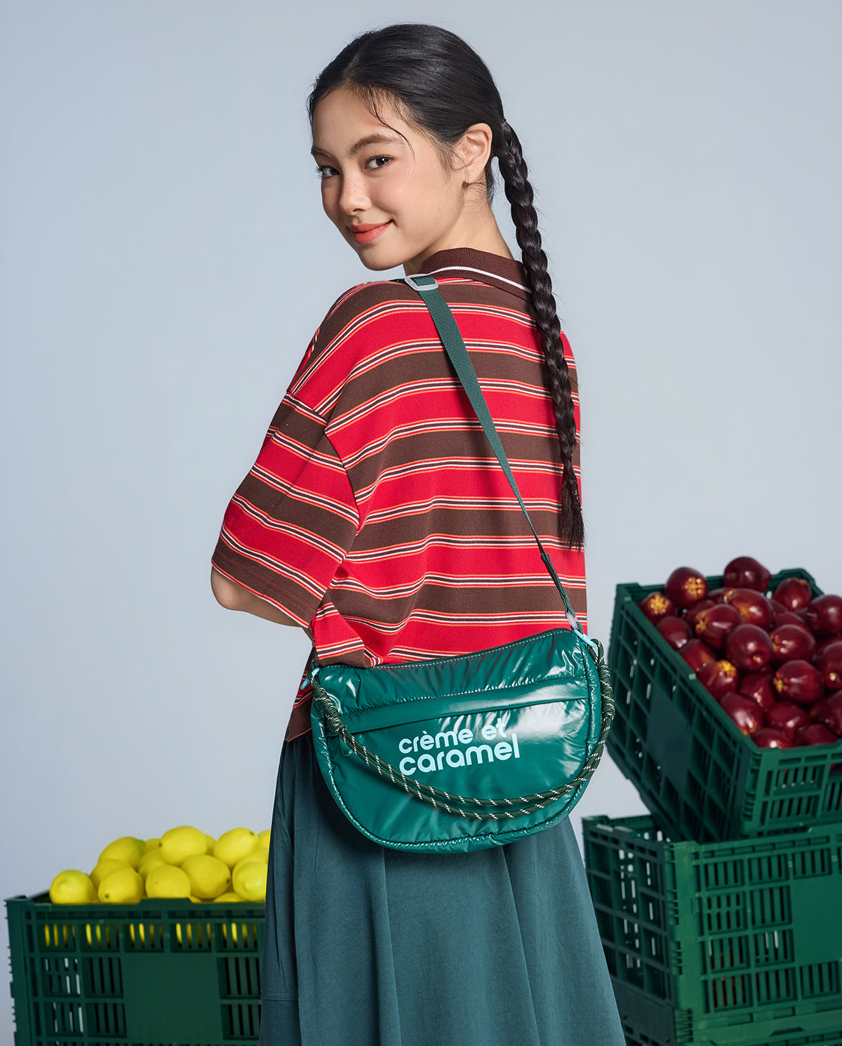 Crème et Caramel Nylon Puffy Sling Bag