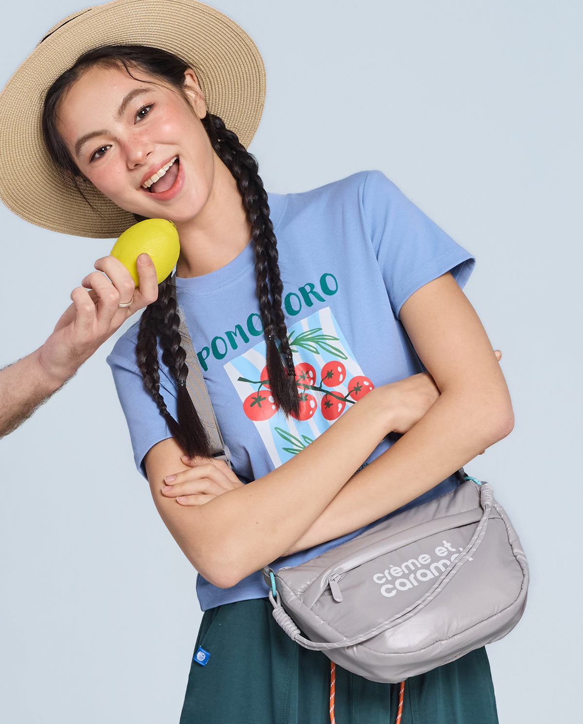 Crème et Caramel Nylon Puffy Sling Bag