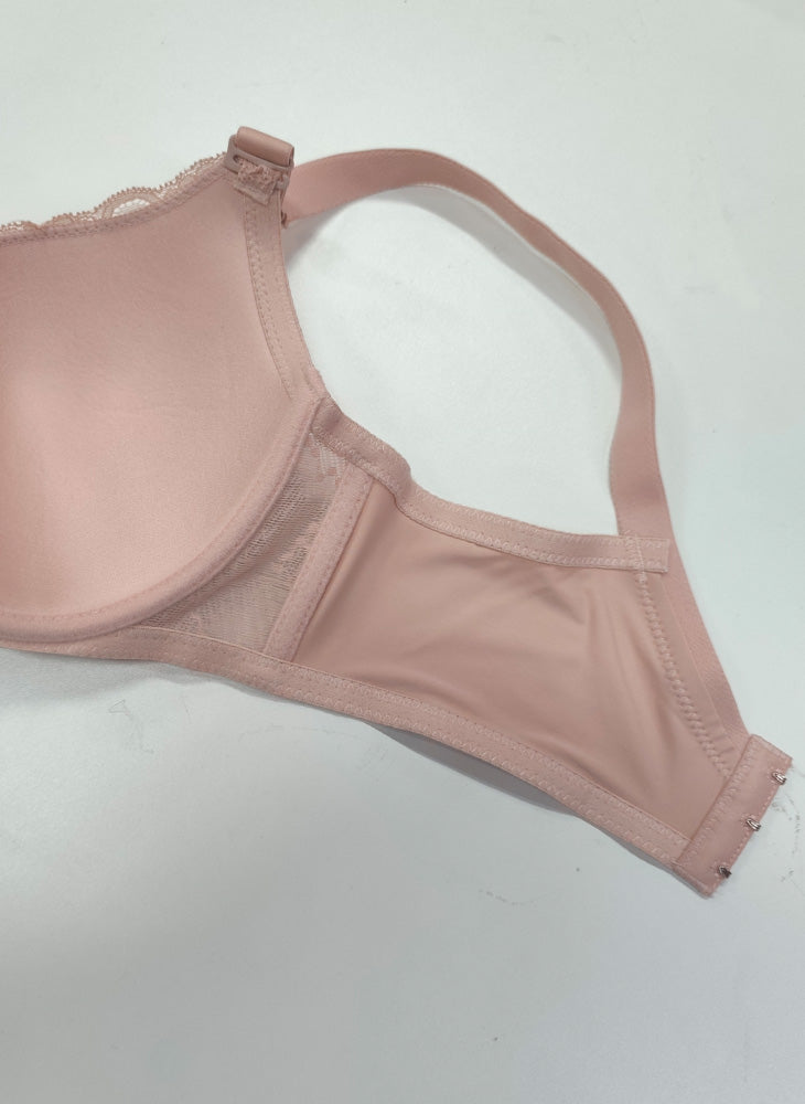 Blush Lace Underwire Everyday Bra